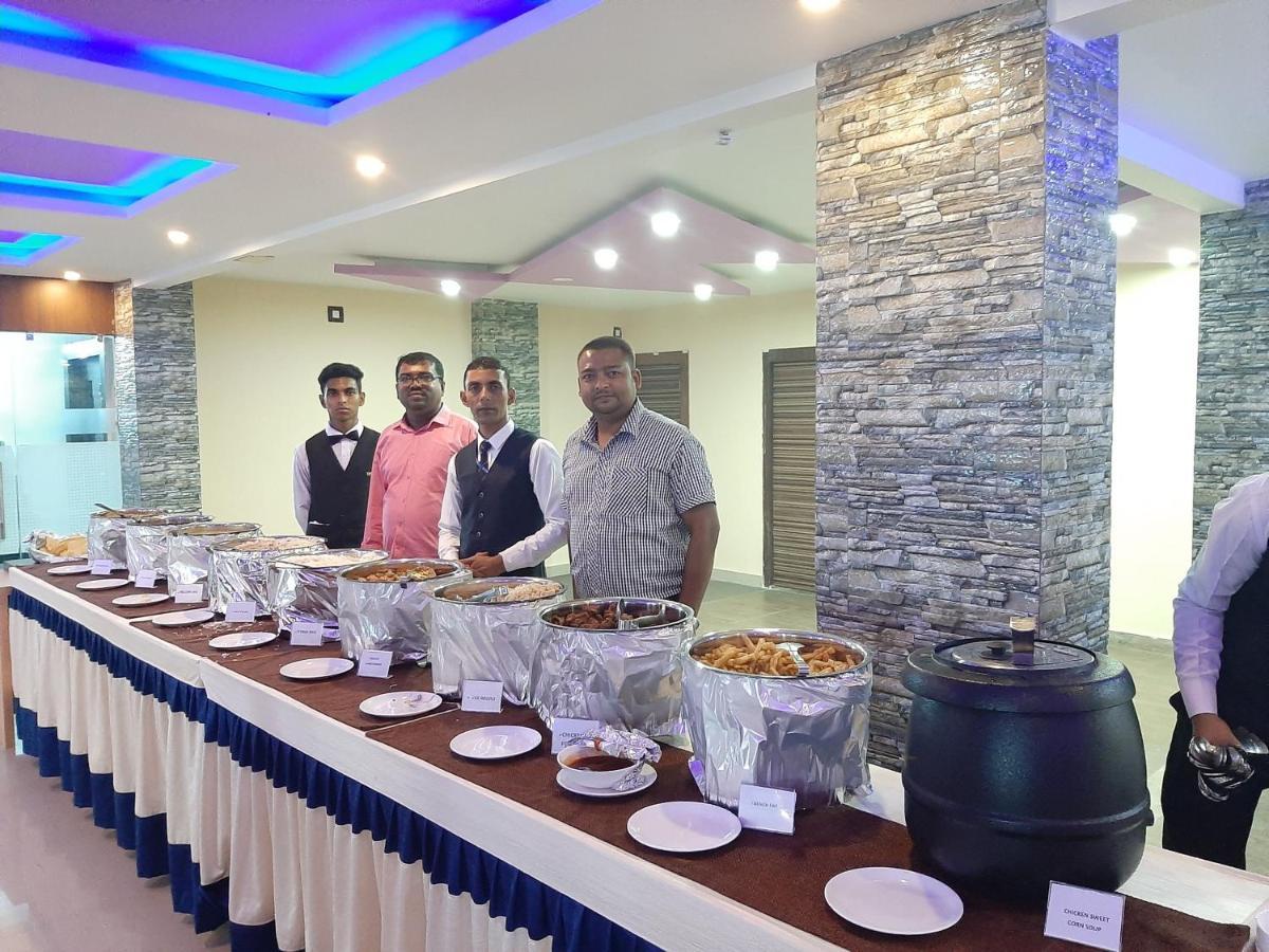 Dolphin Chocolate Inn Chandannagar Exteriér fotografie