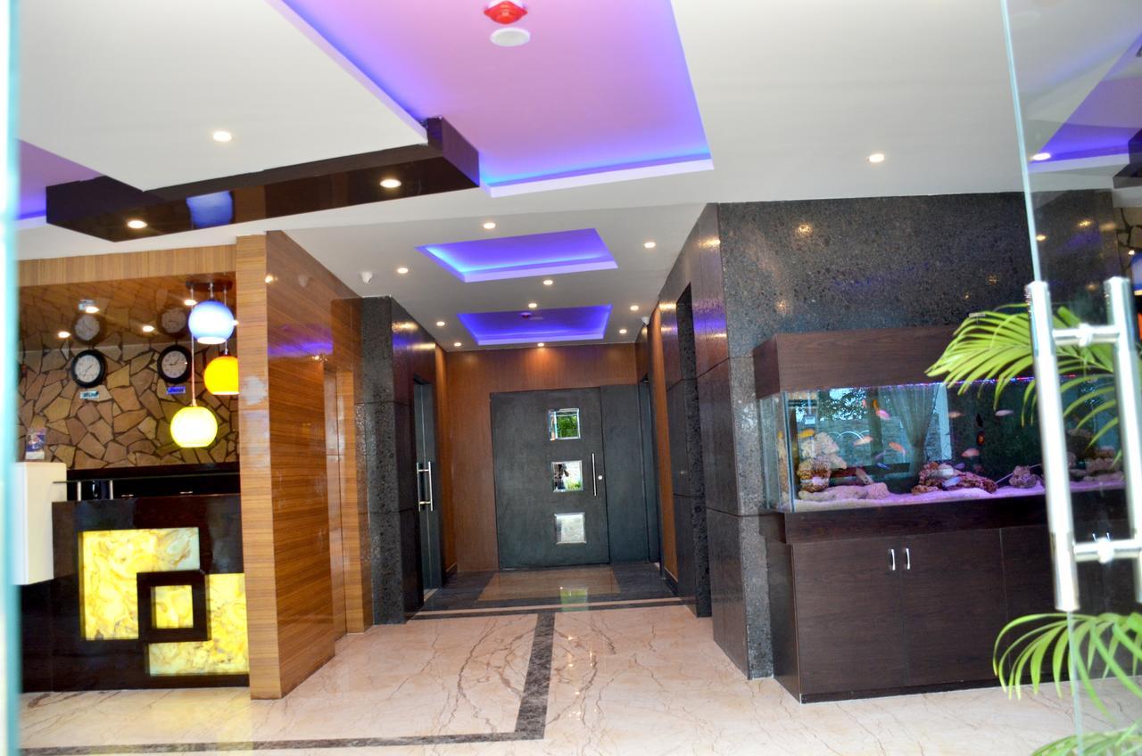 Dolphin Chocolate Inn Chandannagar Exteriér fotografie